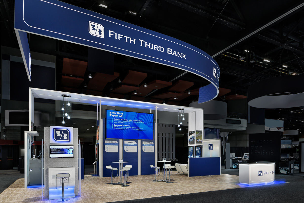 custom-exhibits-island-fifth-third-bank-02-1200