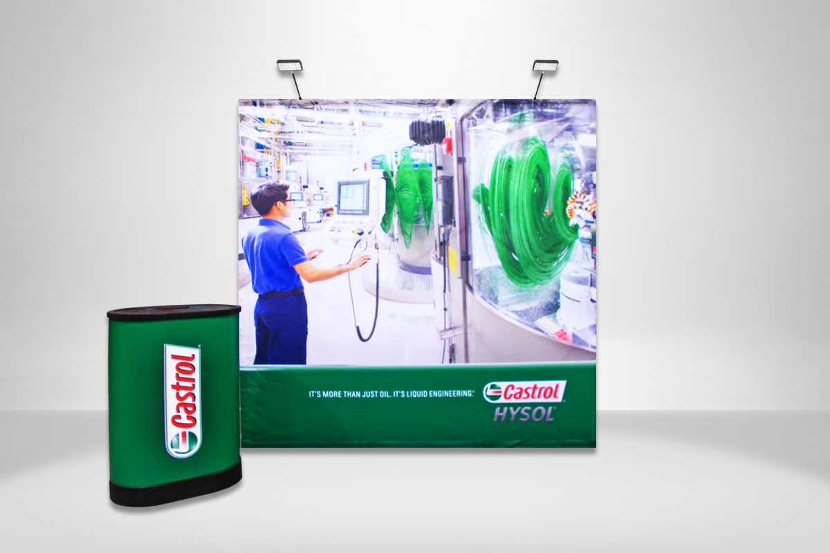 portables-backwall-displays-snap-on-velcro-bp-lubricants-1200