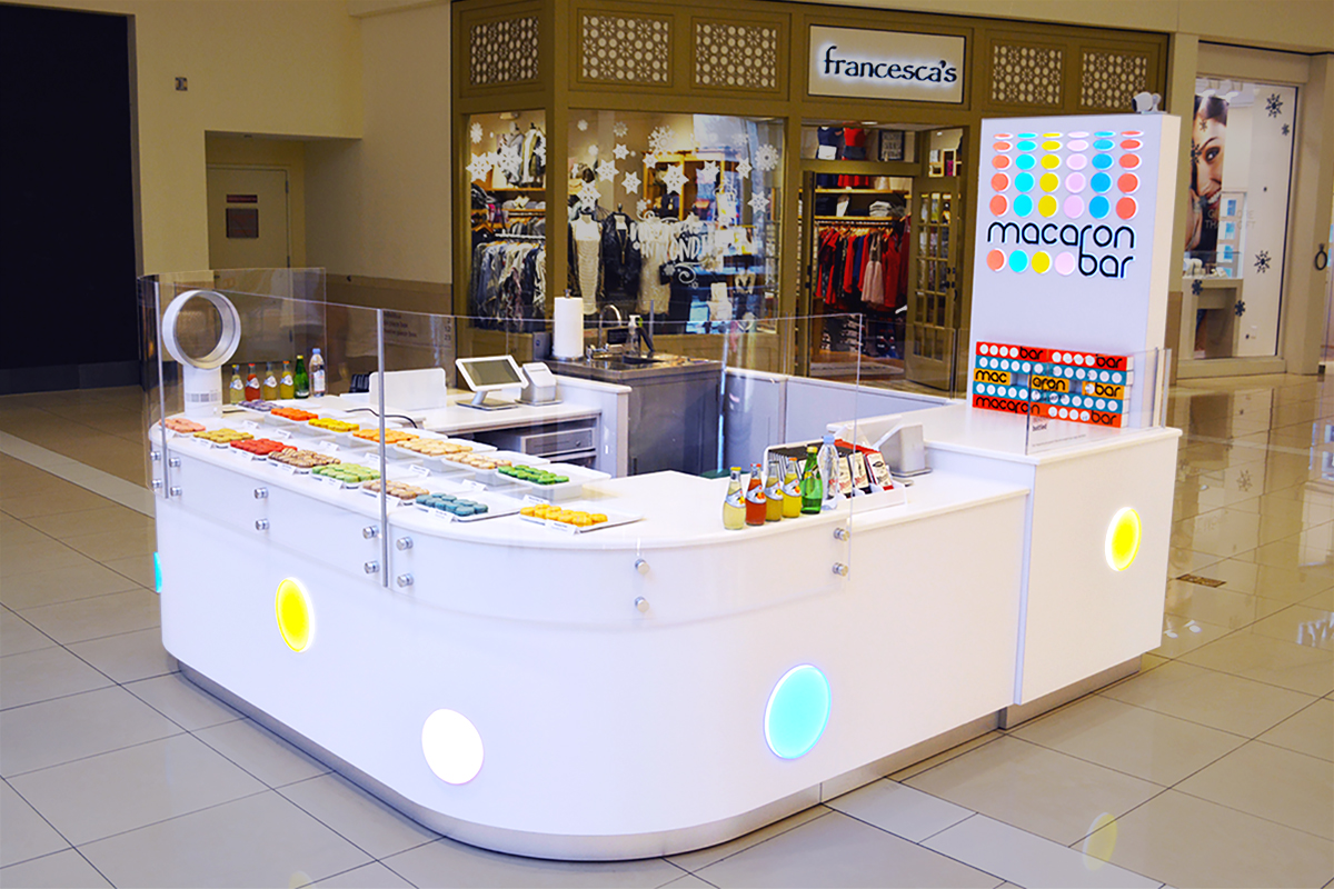 environments-macron-bar-04-1200